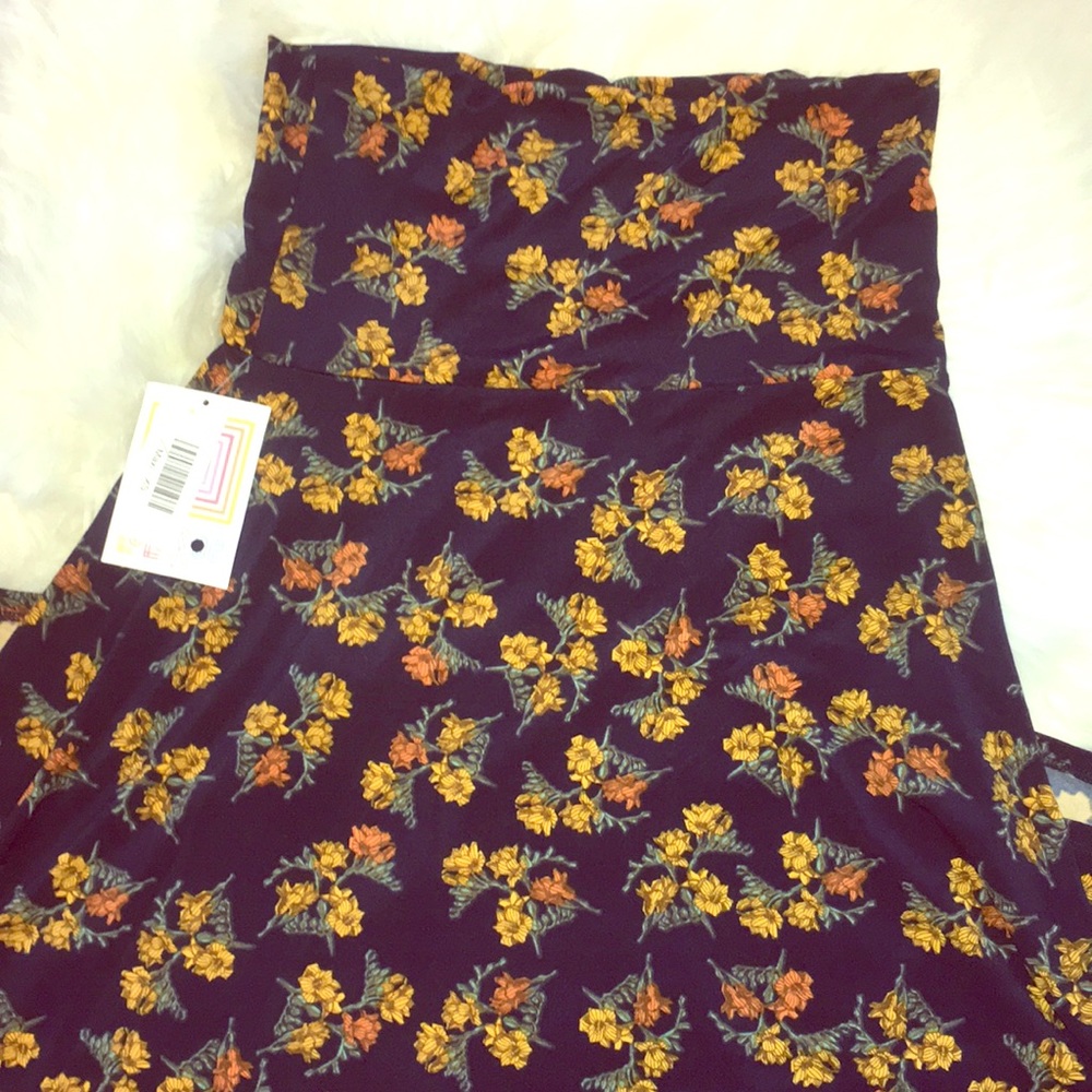 BNWT Perfect Autumn XS Lularoe Floral Maxi Skirt